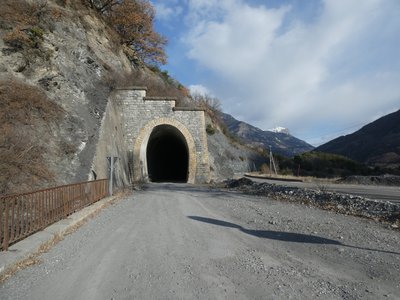 Tunnel au Lauzet-Ubaye